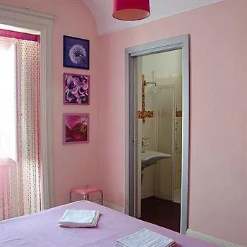 Ccly Hostel